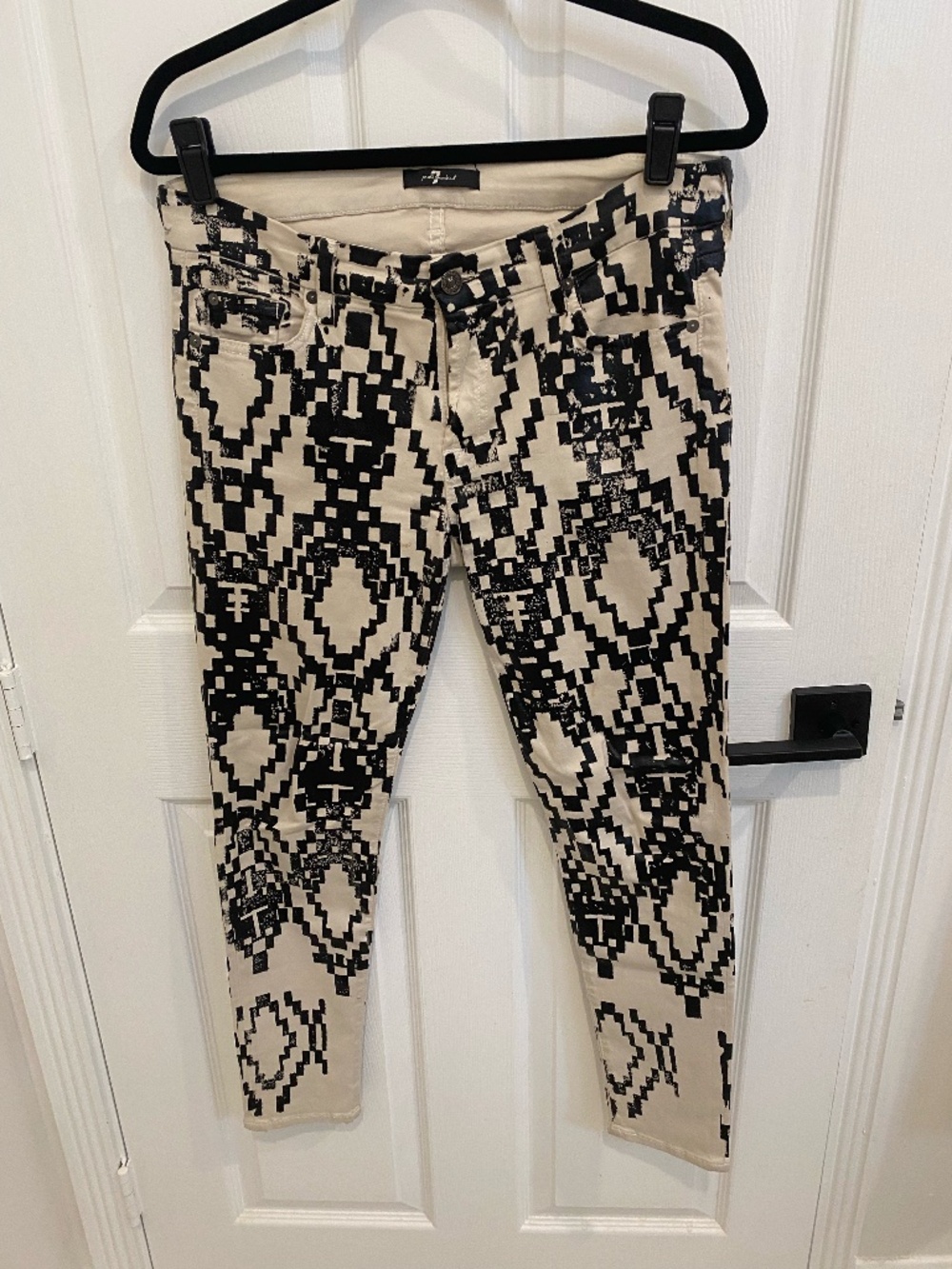 women's jeans black and beige print